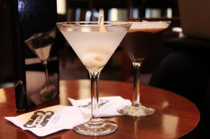 brasserie-VARAGES-min_martini_bar_lychee_chocolate_alcohol_liquor_happy_hour_happy-910161